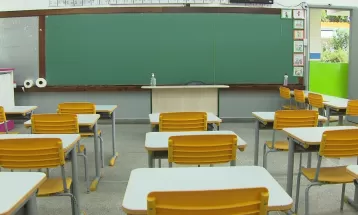 Governo do Paraná abre edital para contratar empresas para gestão de 27 escolas estaduais; entenda