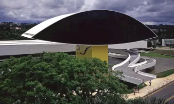 Museu Oscar Niemeyer tem horário de visitação alterado neste domingo (30) por conta das eleições