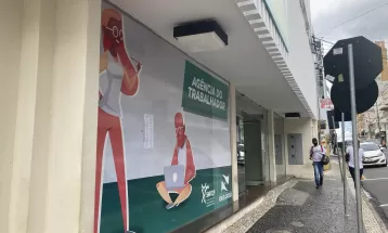 Agência do Trabalhador oferece 120 vagas temporárias de trabalho para Natal Encantado em Ponta Grossa