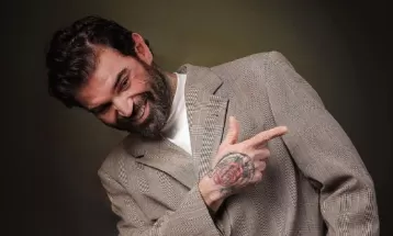 Morre o maquiador e influenciador digital Ivo Vilela, de Curitiba