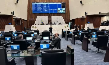 Deputados do Paraná aprovam aumento de ICMS no estado; veja produtos afetados