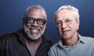 Ateu, Caetano Veloso lança o single 'Deus cuida de mim' com o cantor e pastor Kleber Lucas