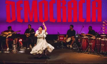 Maria Rita volta ao Rio com show de força política e repertório cravejado de pérolas do samba