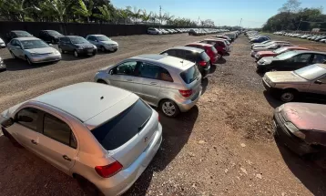 Foztrans realiza leilão com mais de 300 veículos na quinta (15) em Foz do Iguaçu 