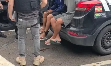 Polícia prende 14 pessoas em Curitiba e Região durante operação contra roubo de cargas; três suspeitos estão foragidos