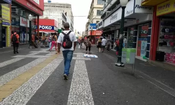 Horário estendido do comércio: veja como fica o atendimento em Ponta Grossa