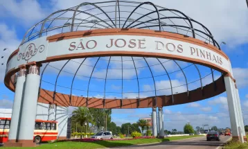 Prefeitura de São José dos Pinhais abre concurso com 53 vagas para saúde