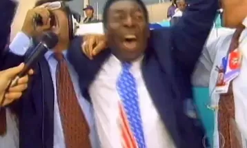 'Meu amigo Edson se foi', lamenta Galvão Bueno sobre morte de Pelé