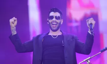 Gusttavo Lima domina rádios em 2022 e coloca duas faixas no topo da lista das mais tocadas do ano