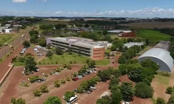Unila divulga edital para contratação de profissionais técnico-administrativos