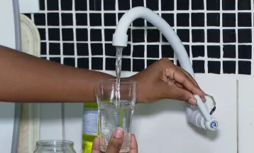 Rompimento de rede de distribuição afeta abastecimento de água em bairros de Foz do Iguaçu