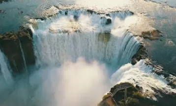 Parque Nacional do Iguaçu completa 84 anos nesta terça (10); confira registros históricos do local que abriga as Cataratas do Iguaçu 