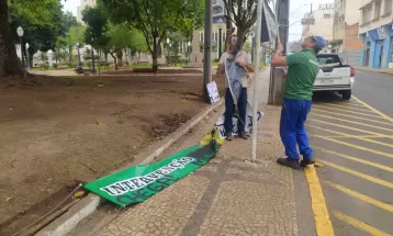 Bolsonaristas deixam acampamento golpista em praça de Ponta Grossa, e prefeitura inicia revitalização; custo estimado chega a R$ 50 mil