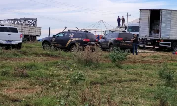 Polícia Federal investiga danos encontrados em cabos que sustentam torre de energia que caiu no Paraná