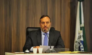 Governo do Paraná diz que vai tirar Fernando Francischini da Secretaria da Mulher e nomeará ex-deputado cassado para outra pasta
