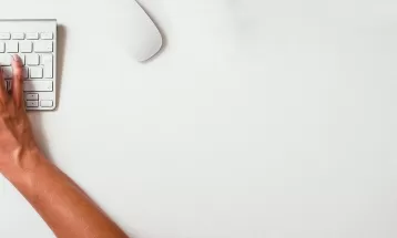 Programa oferece cursos de capacitação gratuitos para quem deseja empreender em Curitiba; confira