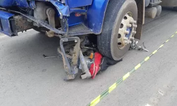 Motociclista morre após bater de frente contra caminhão na BR-373, em Imbituva; motorista foi preso por embriaguez