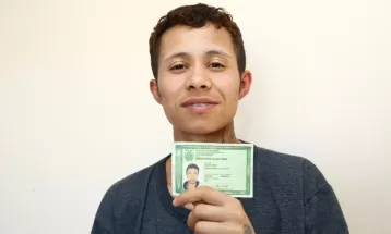 Mudança de nome e gênero de pessoas trans cresce 162% em cartórios do Paraná: ‘Poder mostrar quem você é’