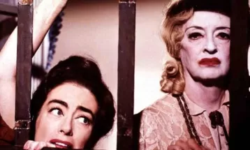 Como um filme de terror de Hollywood ajudou a 'demonizar' as mulheres mais velhas