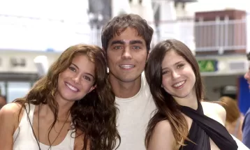 'Como uma onda' estreia no Globoplay; relembre primeira novela protagonizada por um ator estrangeiro