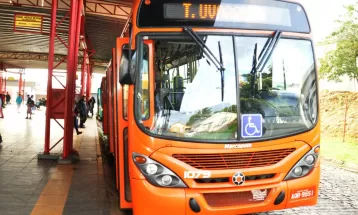 Subsídio e ônibus com ar condicionado: Prefeitura divulga minuta de edital de nova concessão do transporte público de Ponta Grossa