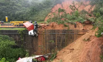 Análise da UFPR sobre estradas da Serra do Mar integrará investigação de deslizamentos na BR-376; entenda