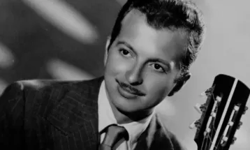 Violonista Lucas Félix abraça o repertório de Luiz Bonfá em álbum com parceria inédita com Vinicius de Moraes