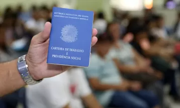 Agência do Trabalhador oferece 497 vagas de emprego em Foz do Iguaçu; veja lista