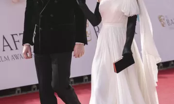 Bafta 2023: Kate Middleton chama atenção por repaginar vestido de 2019