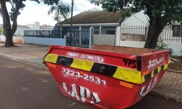 Para combate à dengue, prefeitura começa instalação de caçambas para descarte de lixo em bairros de Cascavel