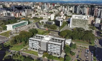 Dívidas em atraso com Prefeitura de Curitiba podem ser parceladas em até 90 vezes; veja como