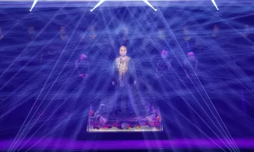 Com show de luzes, nova ópera 'Turandot' busca atrair pessoas de volta ao teatro