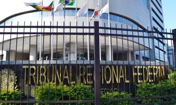 Homem é condenado por anunciar venda de homem negro como escravo em redes sociais