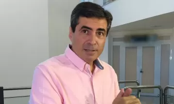 Salários do prefeito, vice e secretários de Londrina são reajustados em quase 6%