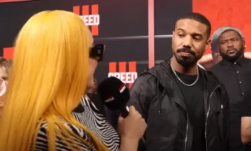 Michael B. Jordan reencontra repórter que praticava bullying com ele na escola: 'Eu era o garoto cafona, certo?'