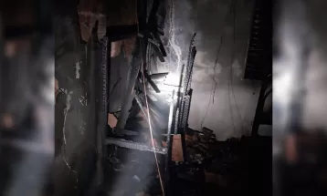 Idoso é encontrado morto em casa incendiada no Paraná
