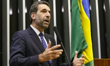 Deputado federal Enio Verri (PT) é nomeado diretor-geral de Itaipu Binacional