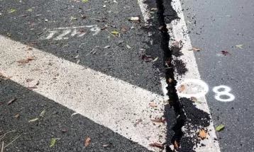 Usuários da BR-277 registram aumento da fenda na rodovia sentido litoral do Paraná