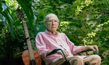 Theo de Barros, compositor de 'Disparada' e 'Menino das laranjas', morre aos 80 anos em São Paulo