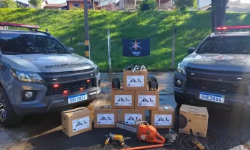 Suspeitos de roubar defensivos agrícolas de fazenda em Londrina morrem em confronto, diz Polícia Militar