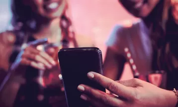 Aplicativo elimina as filas e revoluciona a forma de pagar a conta