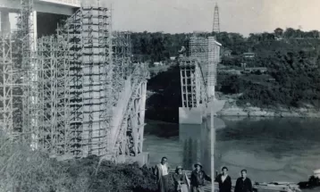 FOTOS: Confira registros históricos da Ponte da Amizade que completa 58 anos nesta segunda (27)