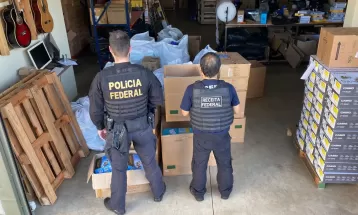 PF e Receita Federal cumprem mandados em operação contra descaminho de produtos eletrônicos em Londrina