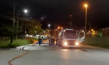 Terminal do Porto de Paranaguá tem atividades suspensas após vazamento de nafta