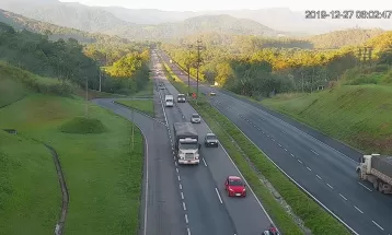 Perseguição policial interdita Trecho da BR-277 no Paraná 