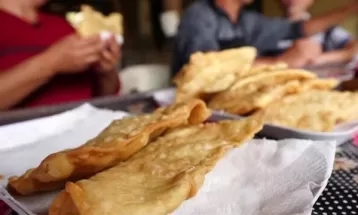 Receita com planta comestível: aprenda a preparar pastel de varana