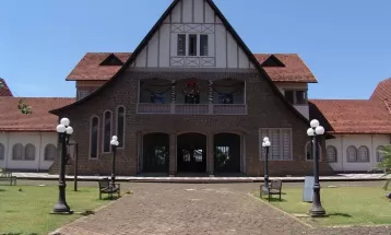 PodParaná#128: Conheça o Museu Histórico de Londrina, que nasceu nos porões de um colégio estadual