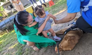 Crianças autistas participam de sessão de cinoterapia com cães do Bope em Macapá 