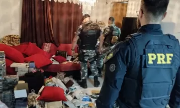 Três homens e uma mulher são presos por suspeita de roubar ônibus no norte pioneiro do Paraná, afirma polícia