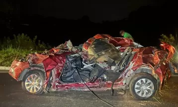 Mulher morre em acidente entre carro e caminhão em Manoel Ribas